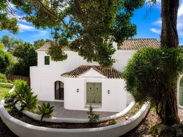 5 quarto Moradia para venda em El Madroñal, Benahavís com piscina garagem - 3 995 000 € (Ref: 9855335)