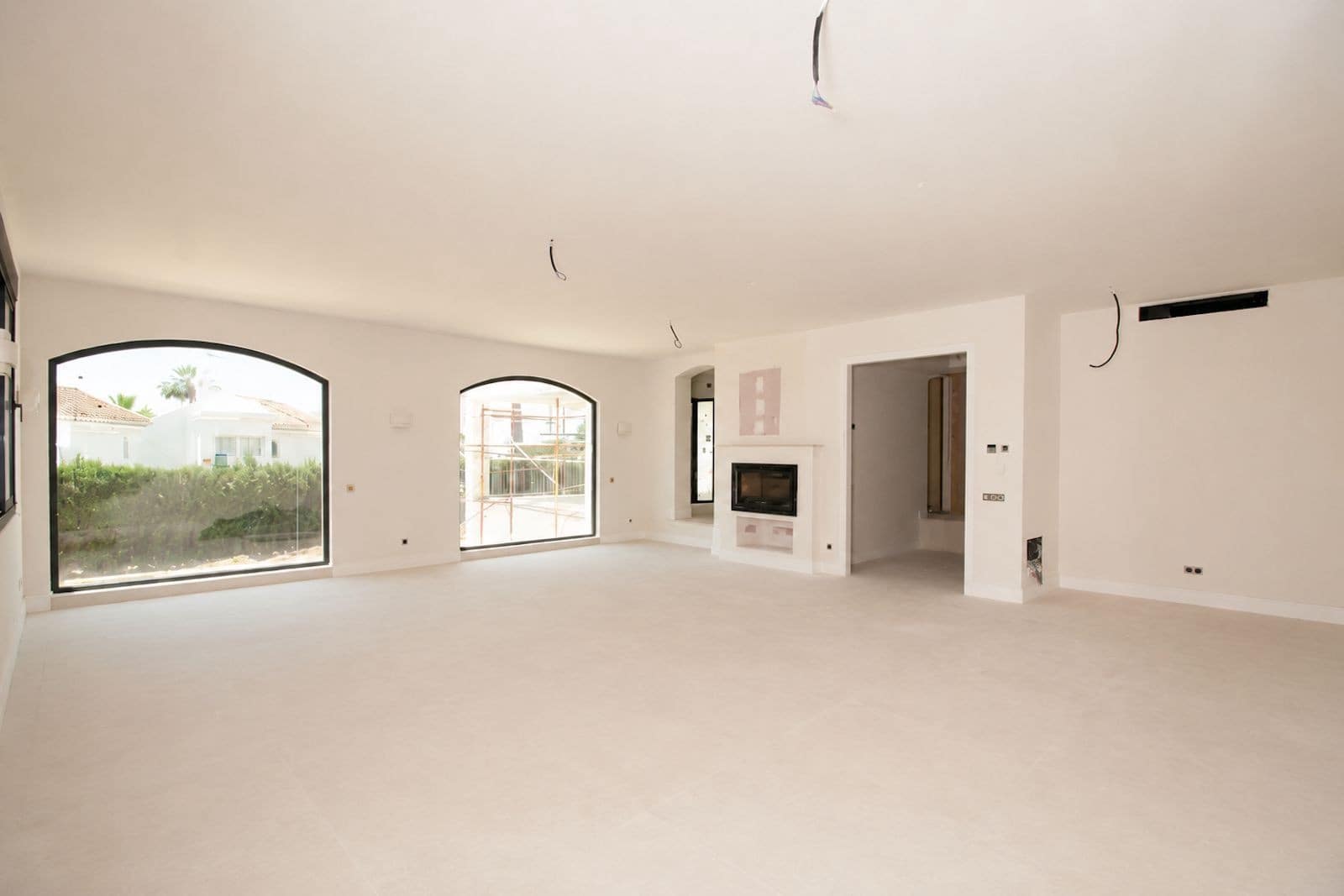 4 sypialnia Willa na sprzedaż w Marbella z basenem garażem - 3 295 000 € (Ref: 9855336)