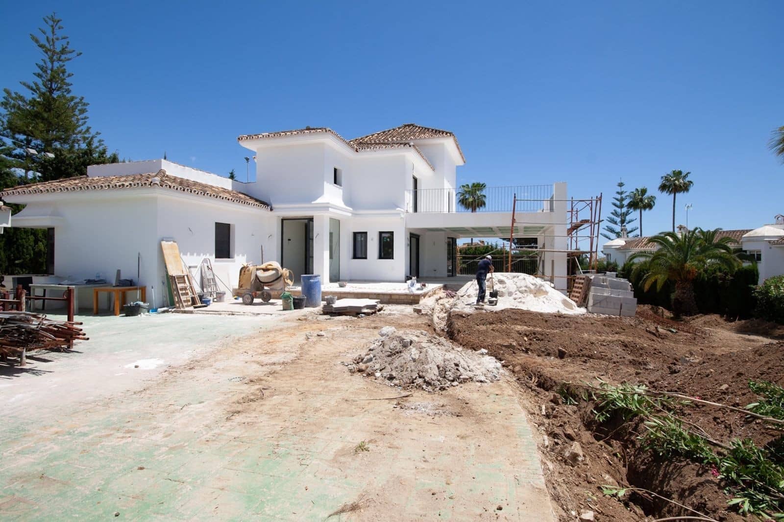 4 sypialnia Willa na sprzedaż w Marbella z basenem garażem - 3 295 000 € (Ref: 9855336)