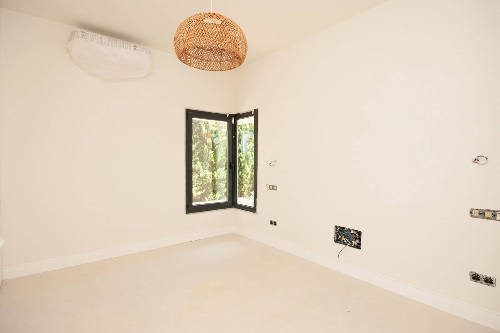 4 sypialnia Willa na sprzedaż w Marbella z basenem garażem - 3 295 000 € (Ref: 9855336)