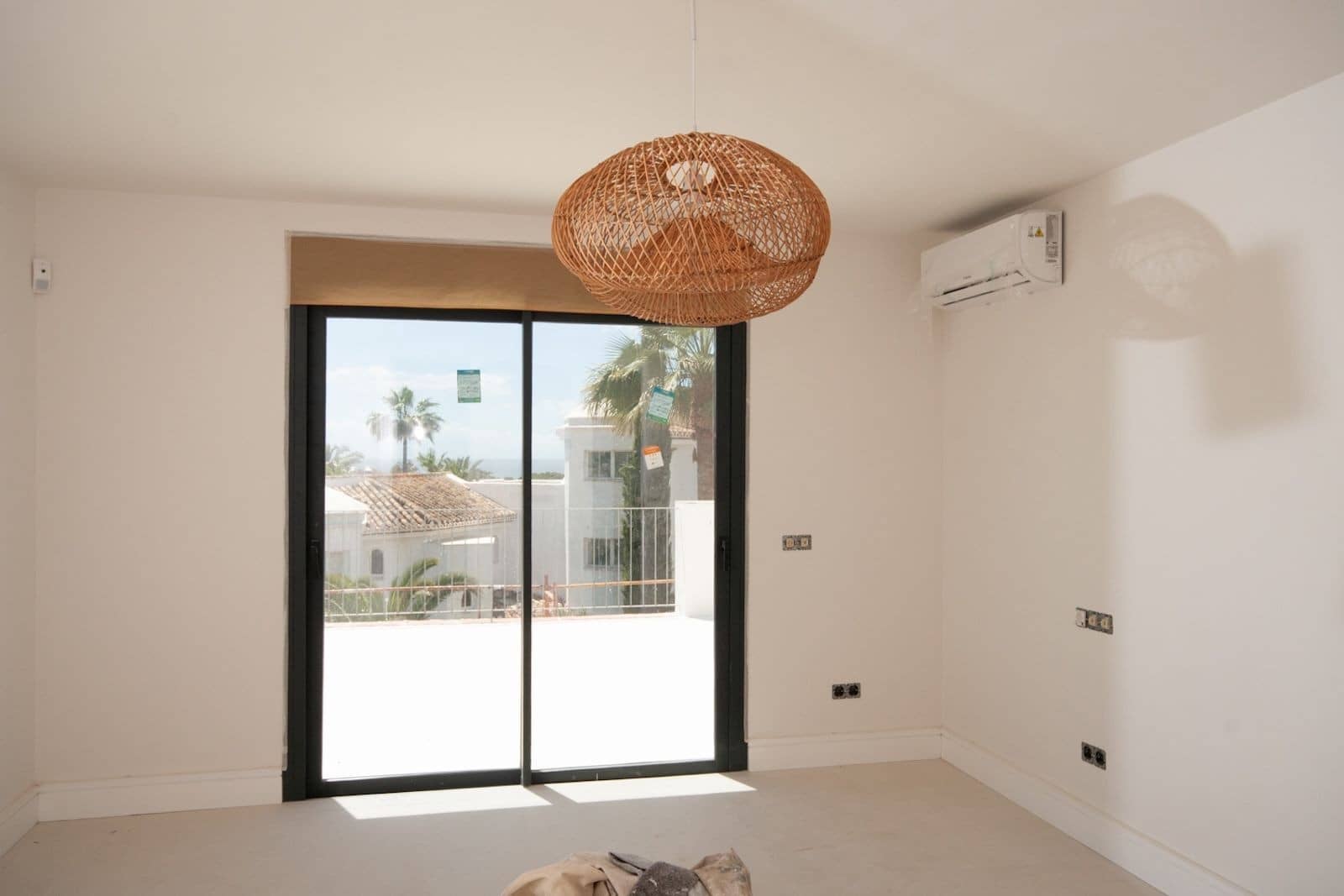 4 sypialnia Willa na sprzedaż w Marbella z basenem garażem - 3 295 000 € (Ref: 9855336)
