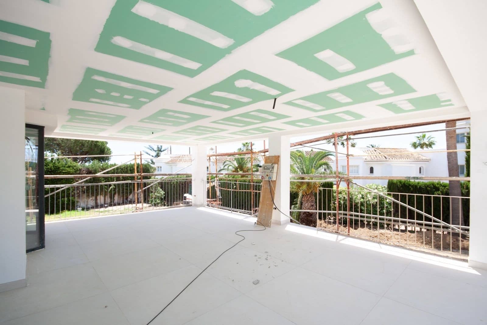 4 sypialnia Willa na sprzedaż w Marbella z basenem garażem - 3 295 000 € (Ref: 9855336)