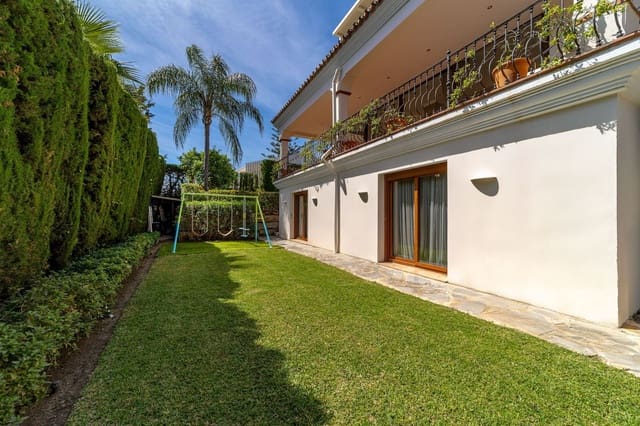 5 soverom Villa til salgs i Atalaya-Isdabe, Estepona med svømmebasseng garasje - € 2 400 000 (Ref: 9855337)