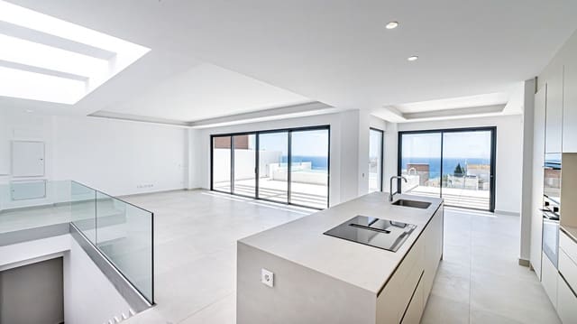 5 slaapkamer Villa te koop in Benalmádena met zwembad garage - € 1.850.000 (Ref: 9859868)