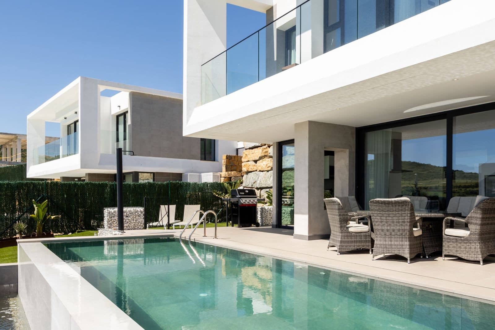 4 soverom Villa til salgs i Estepona med svømmebasseng garasje - € 1 295 000 (Ref: 9859871)