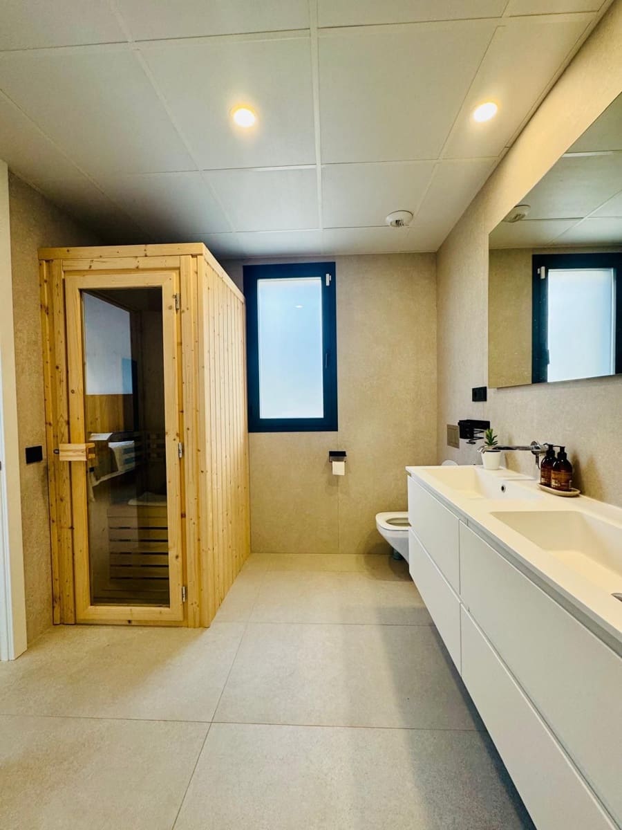 3 camera da letto Attico in vendita in Marbella con piscina garage - 1.350.000 € (Rif: 9859873)