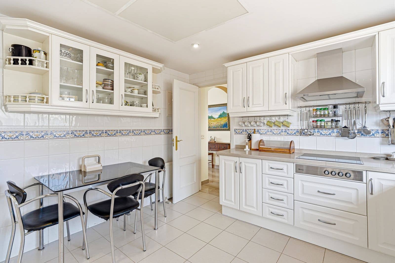 4 chambre Penthouse à vendre à Marbella avec piscine garage - 1 495 000 € (Ref: 9859877)
