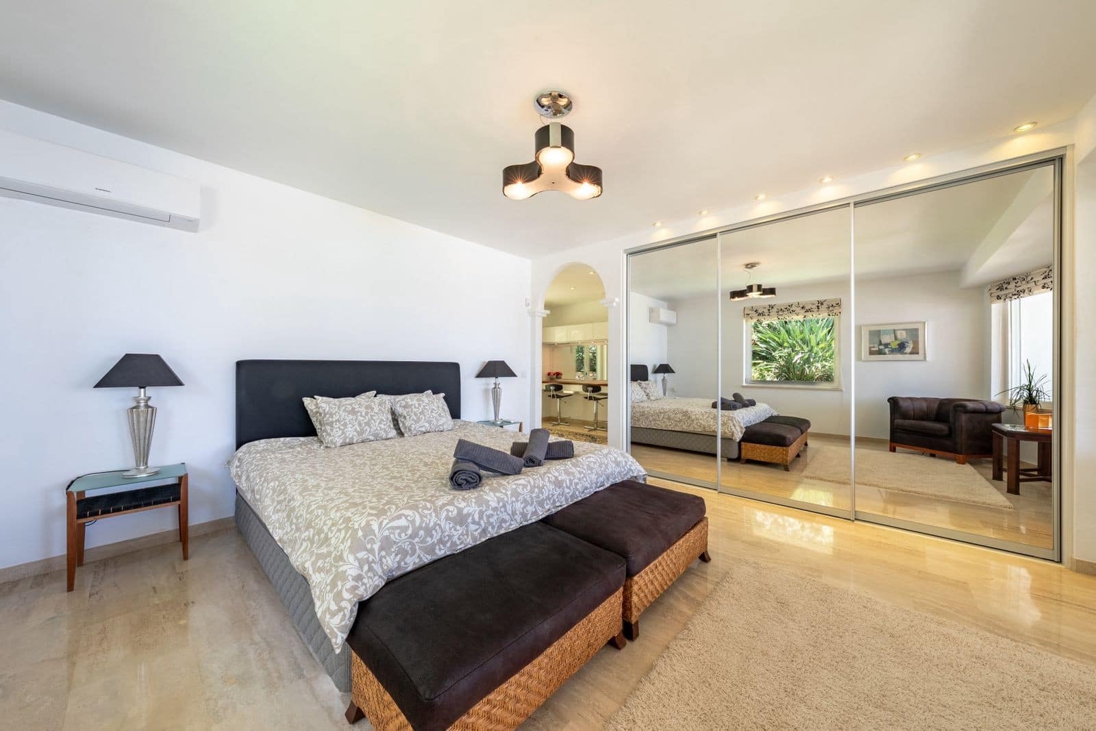 4 soverom Villa til salgs i Benalmadena med svømmebasseng garasje - € 2 695 000 (Ref: 9859878)