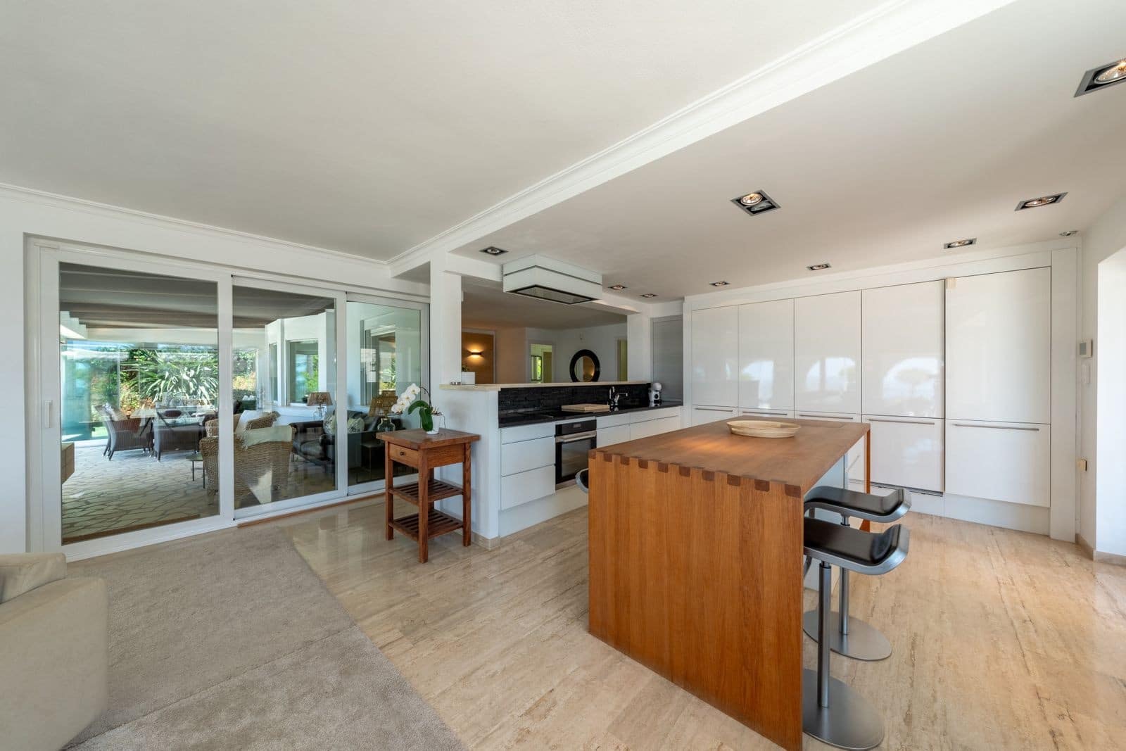 4 bedroom Villa for sale in Benalmadena with pool garage - € 2,695,000 (Ref: 9859878)