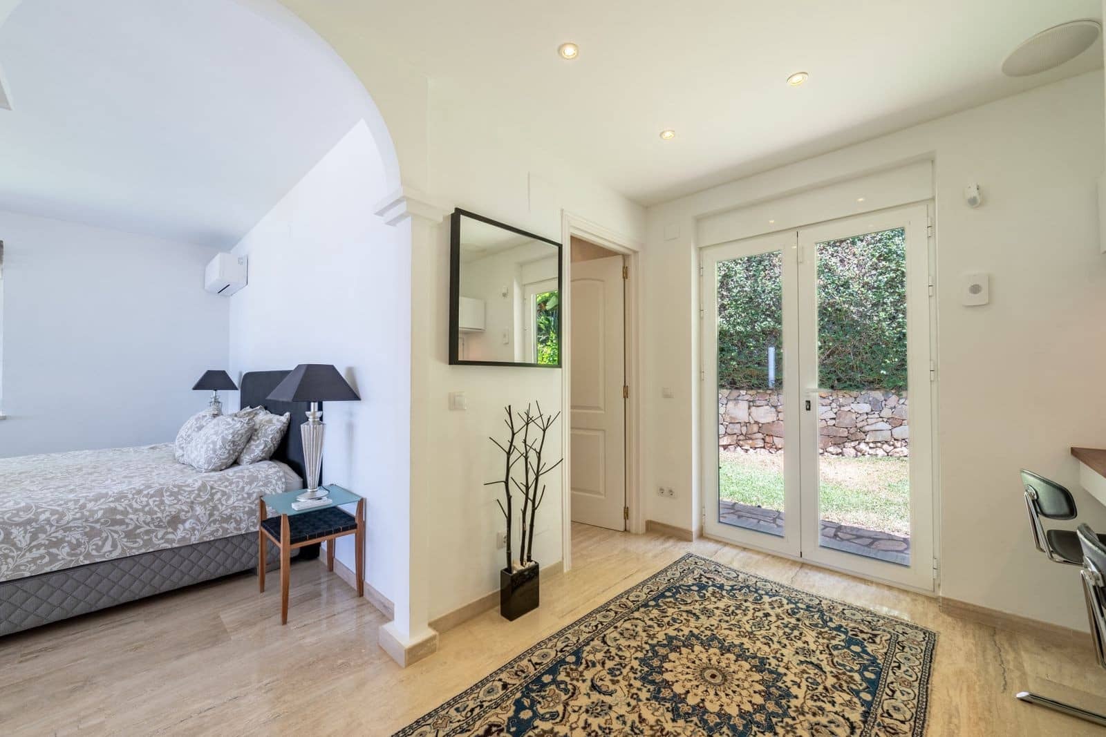4 bedroom Villa for sale in Benalmadena with pool garage - € 2,695,000 (Ref: 9859878)