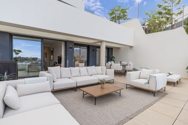 2 slaapkamer Appartement te koop in Marbella met zwembad garage - € 490.000 (Ref: 9859879)