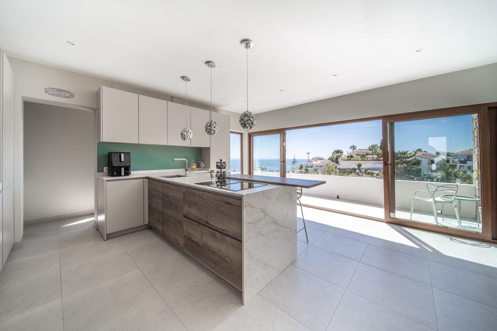 5 bedroom Villa for sale in Benalmadena with pool garage - € 1,300,000 (Ref: 9861764)