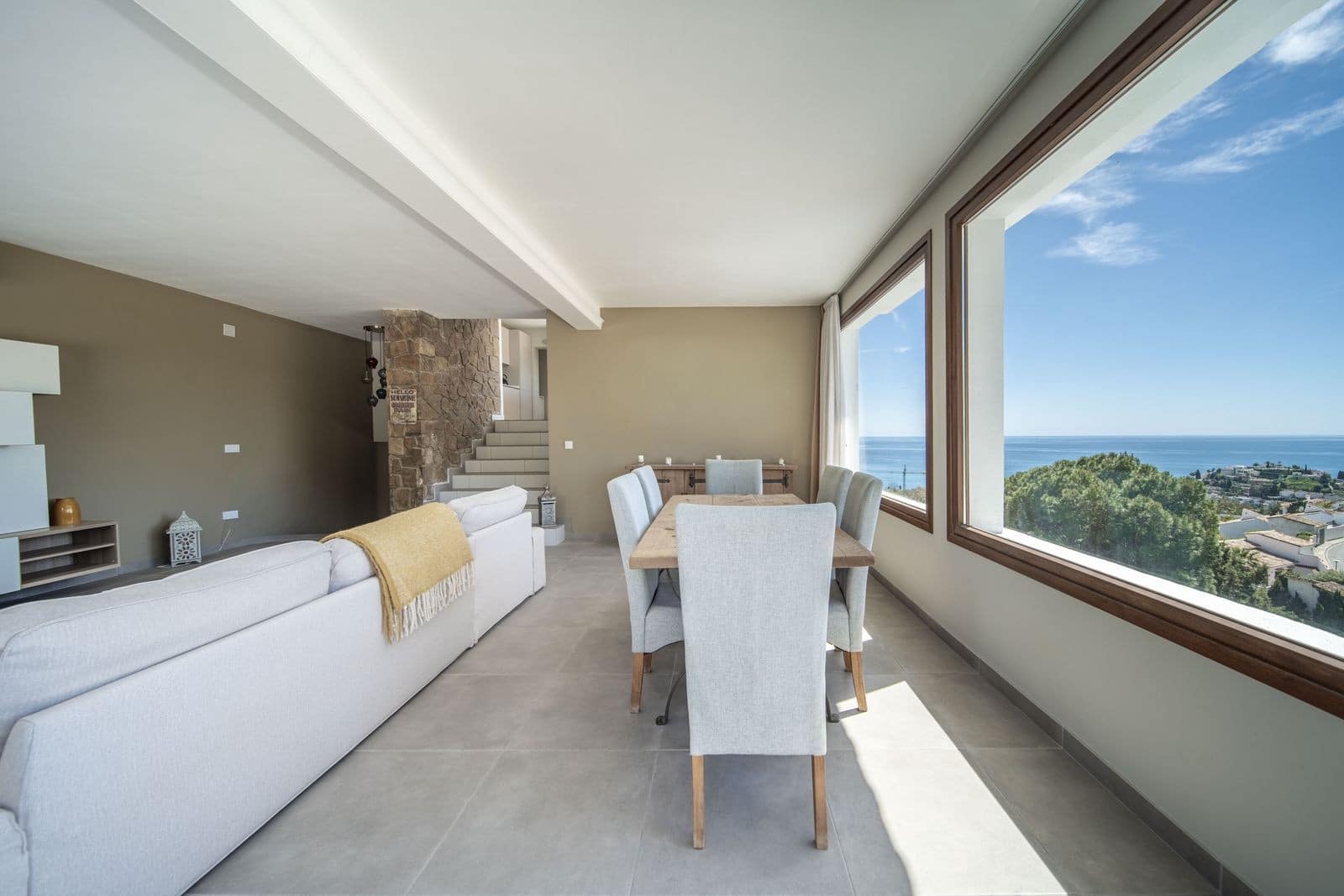 5 bedroom Villa for sale in Benalmadena with pool garage - € 1,300,000 (Ref: 9861764)