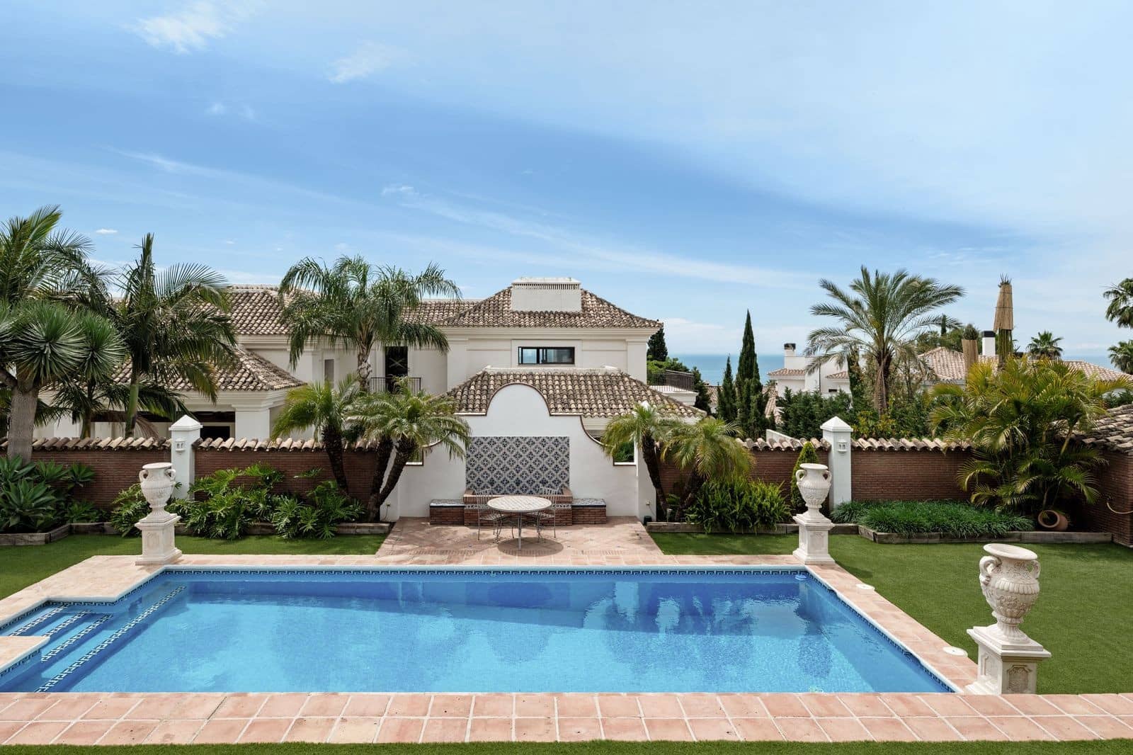 5 bedroom Villa for sale in Marbella with pool garage - € 5,500,000 (Ref: 9861766)