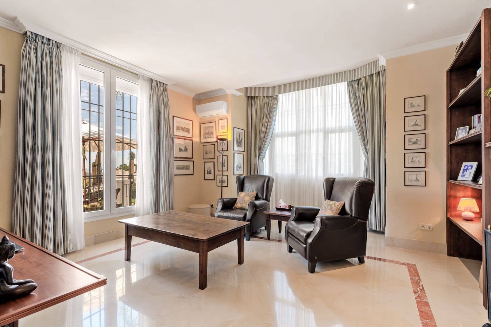 5 bedroom Villa for sale in Marbella with pool garage - € 5,500,000 (Ref: 9861766)