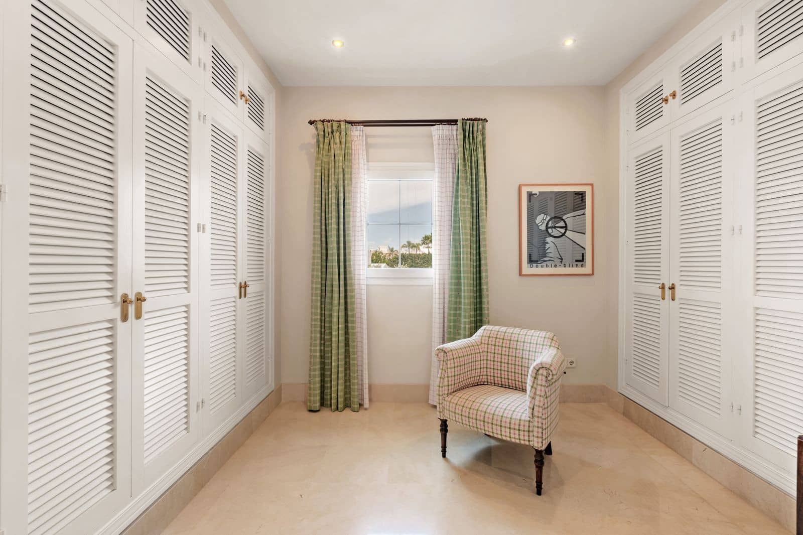 5 bedroom Villa for sale in Marbella with pool garage - € 5,500,000 (Ref: 9861766)