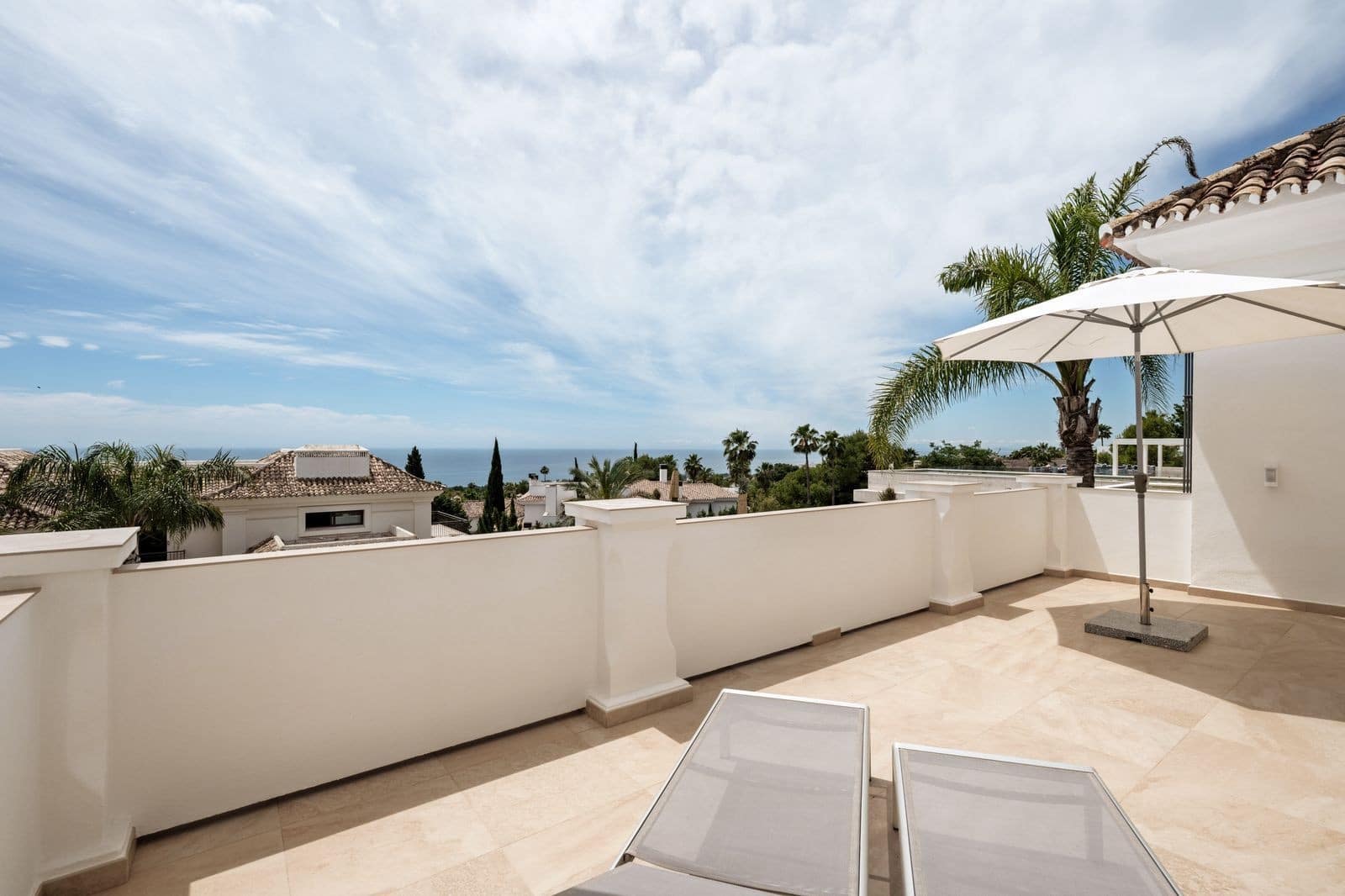5 bedroom Villa for sale in Marbella with pool garage - € 5,500,000 (Ref: 9861766)