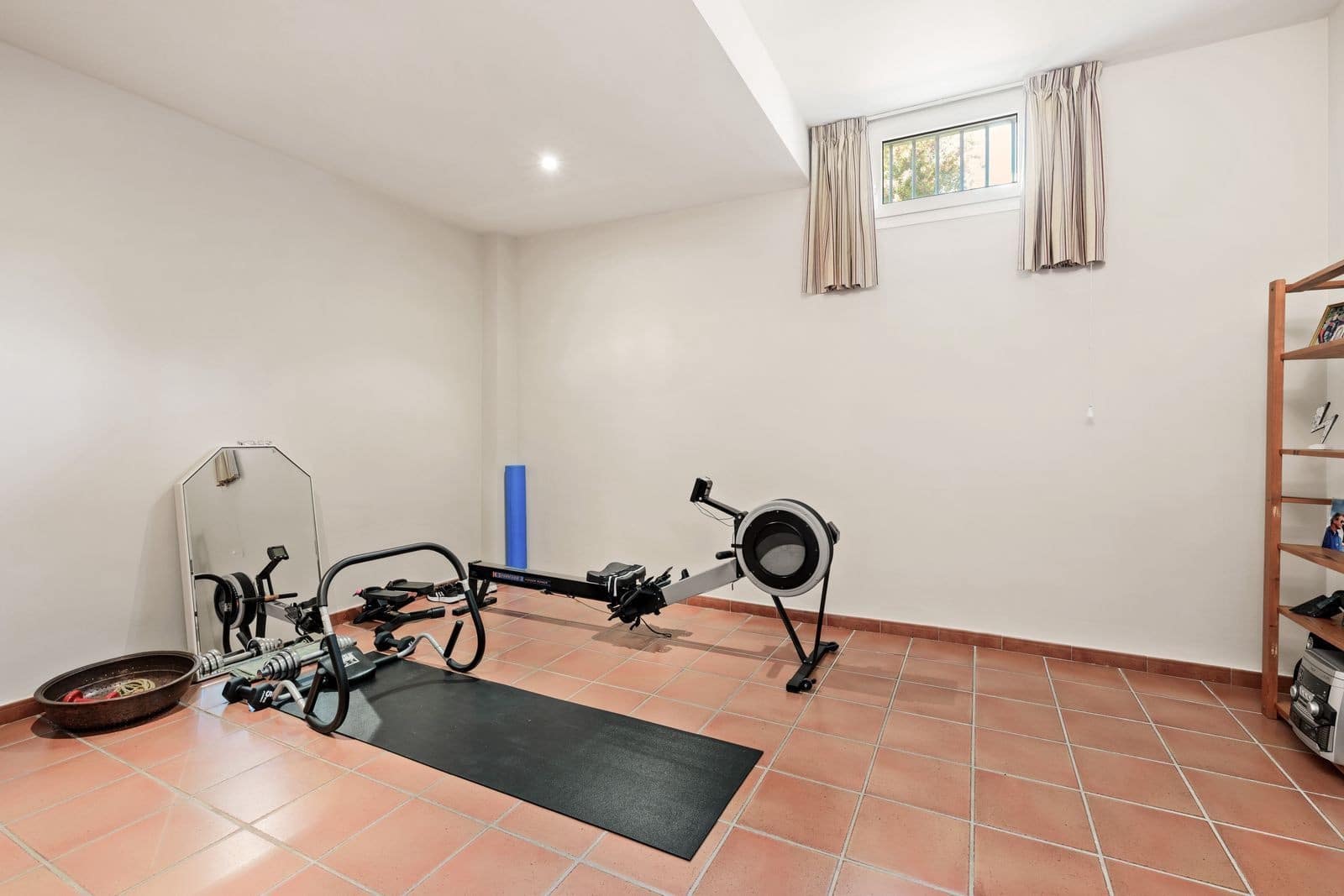 5 bedroom Villa for sale in Marbella with pool garage - € 5,500,000 (Ref: 9861766)