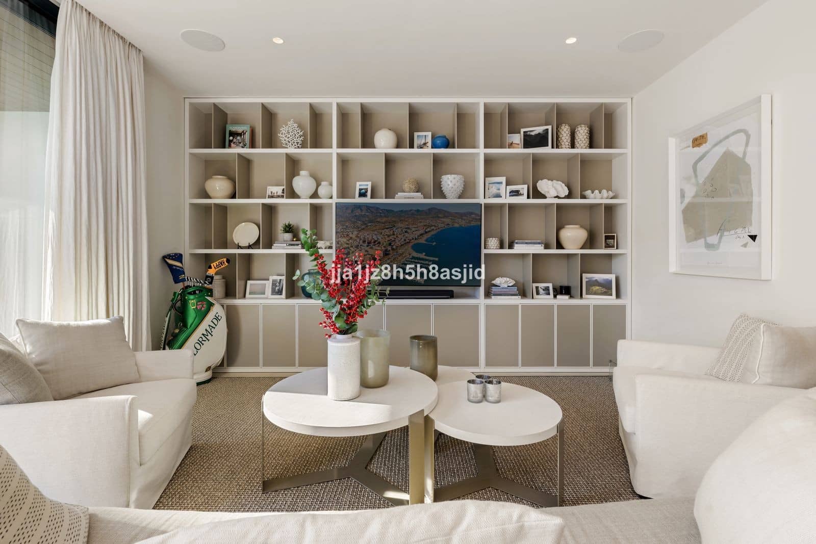 Pareado de 4 habitaciones en Marbella en venta con piscina garaje - 3.100.000 € (Ref: 9861773)