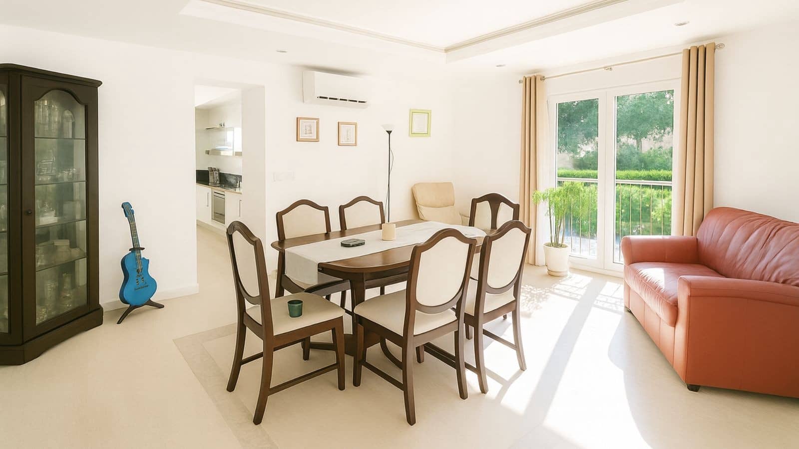 4 soveværelse Villa til salg i Marbella med swimmingpool garage - € 1.535.000 (Ref: 9861774)
