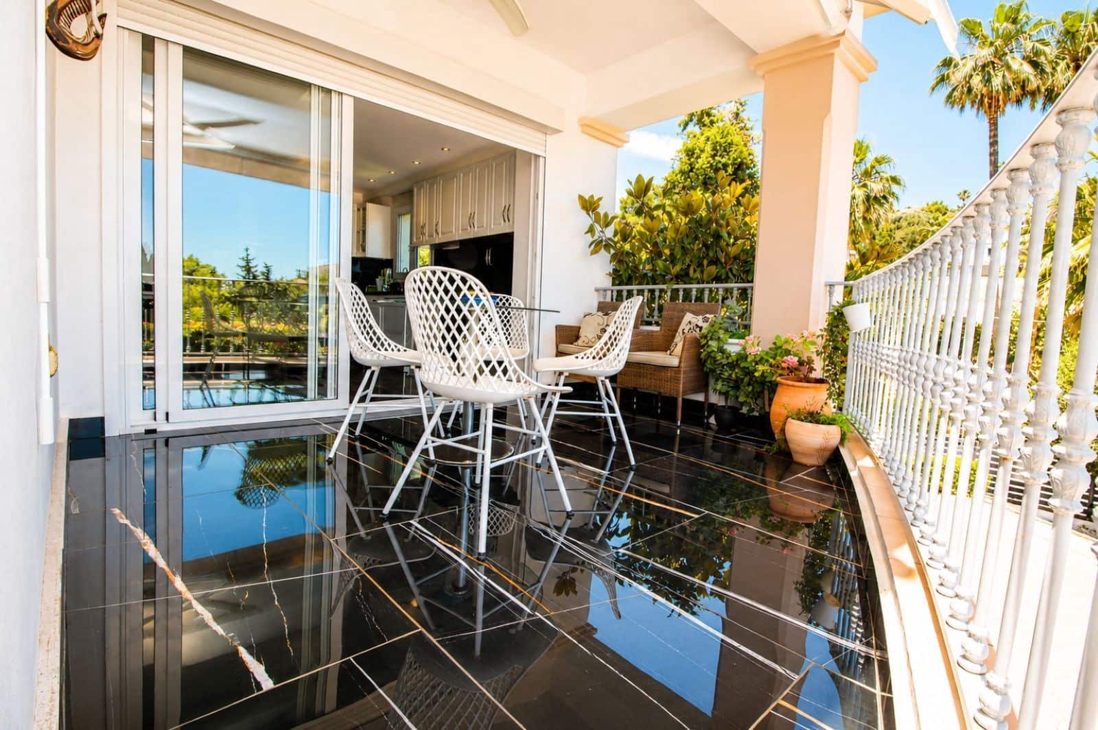 6 sovrum Villa till salu i Mijas Costa med pool garage - 1 475 000 € (Ref: 9861778)