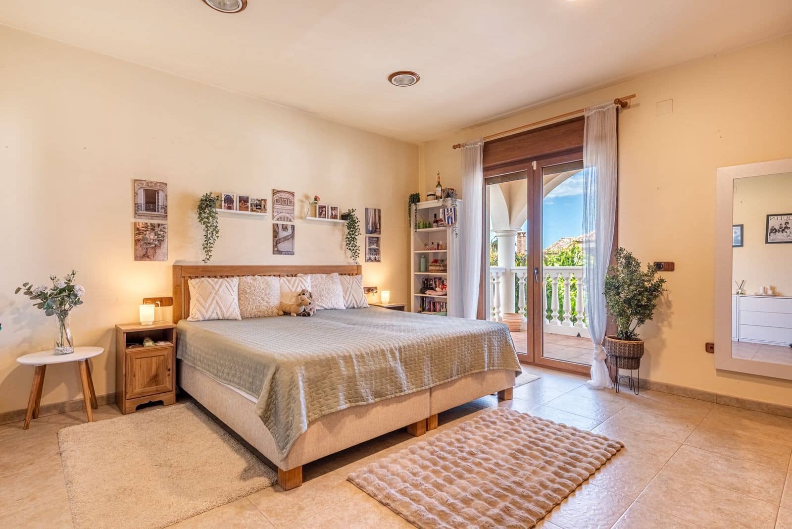 4 Zimmer Villa zu verkaufen in Mijas Costa - 1.390.000 € (Ref: 9861779)