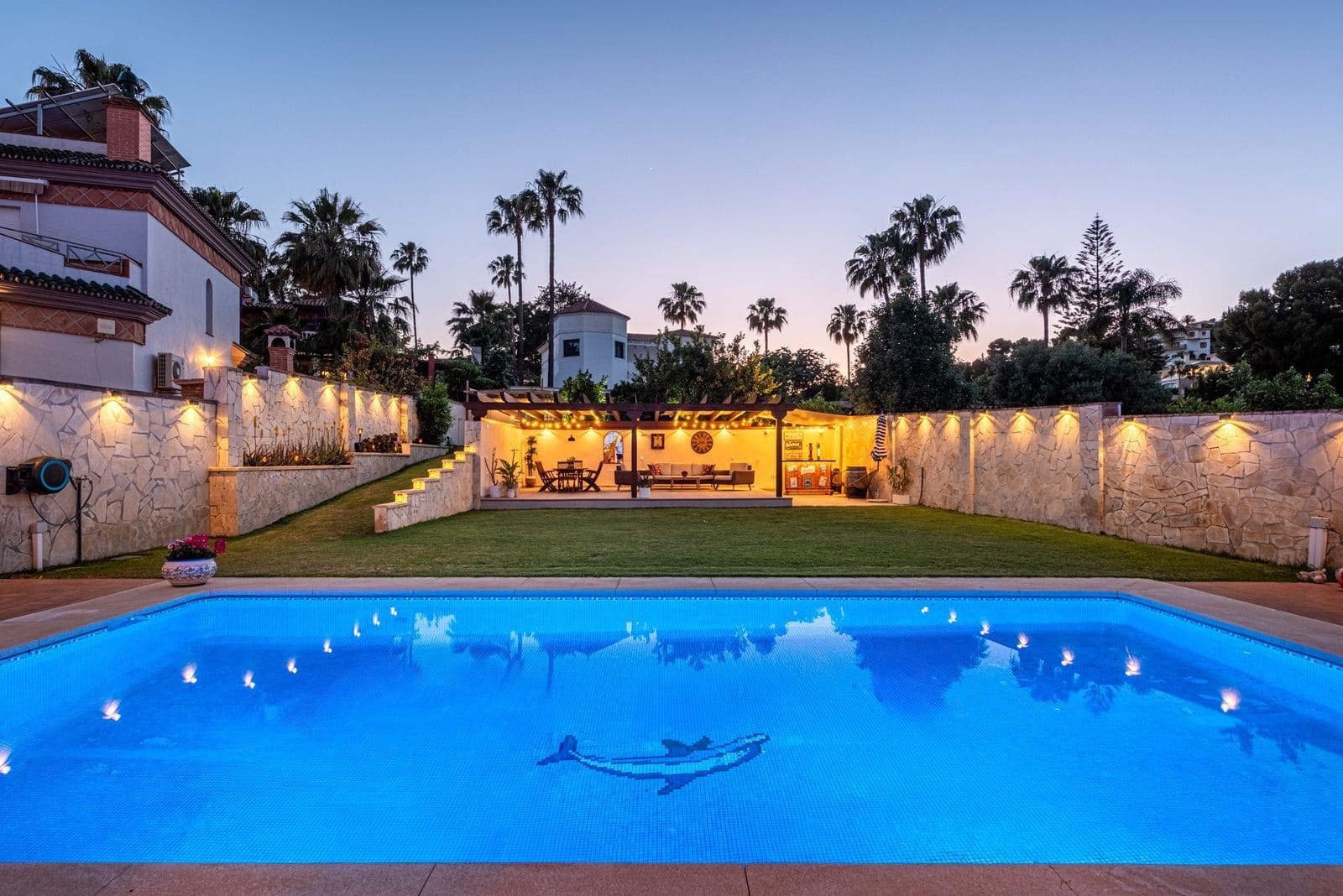 4 Zimmer Villa zu verkaufen in Mijas Costa - 1.390.000 € (Ref: 9861779)