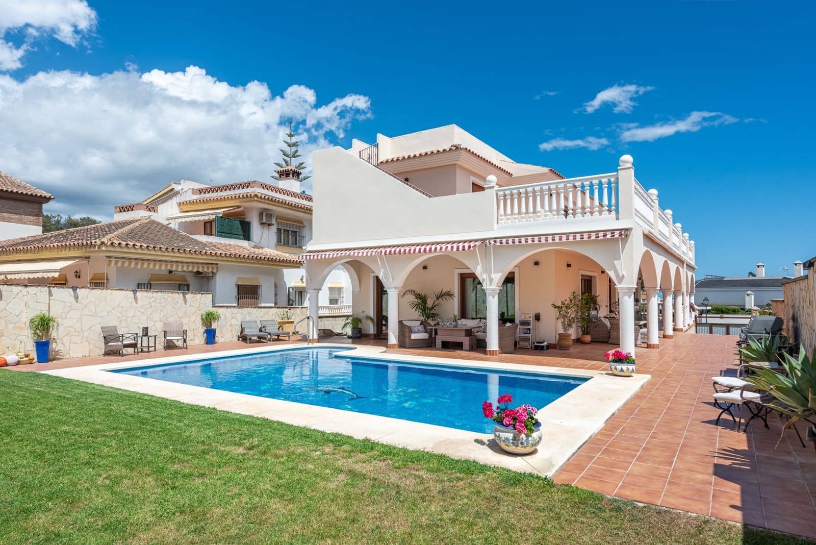 4 Zimmer Villa zu verkaufen in Mijas Costa - 1.390.000 € (Ref: 9861779)