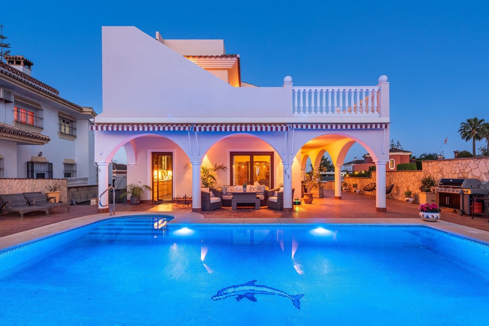 4 Zimmer Villa zu verkaufen in Mijas Costa - 1.390.000 € (Ref: 9861779)