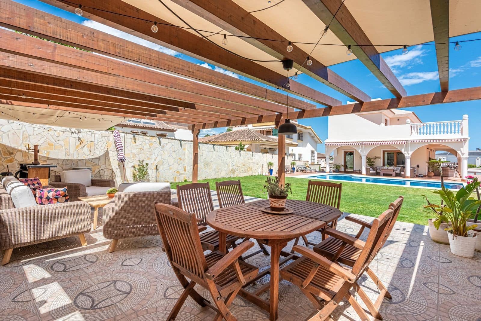 4 Zimmer Villa zu verkaufen in Mijas Costa - 1.390.000 € (Ref: 9861779)