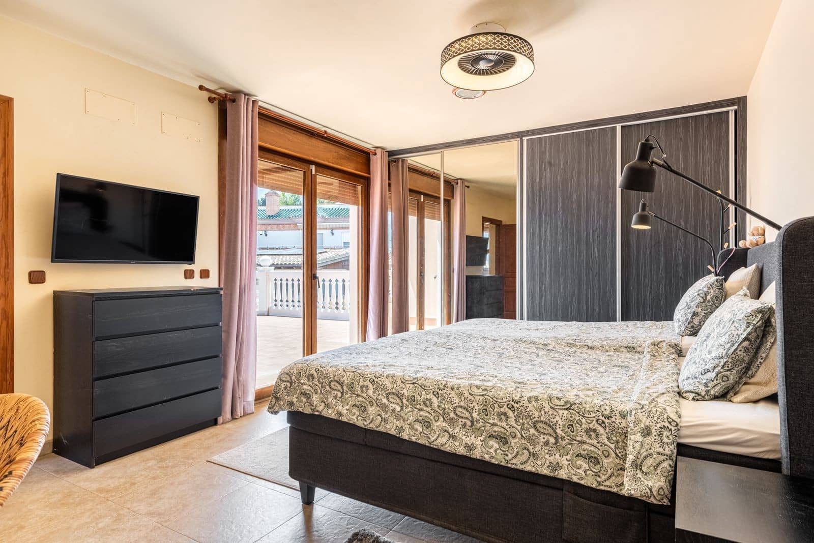 4 Zimmer Villa zu verkaufen in Mijas Costa - 1.390.000 € (Ref: 9861779)