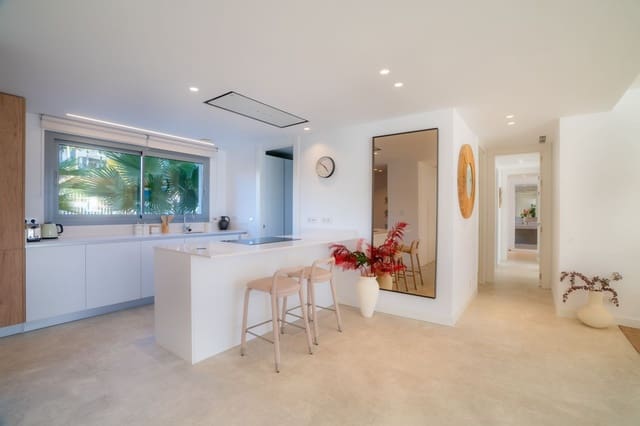 3 soverom Leilighet til salgs i Marbella med svømmebasseng garasje - € 1 795 000 (Ref: 9861784)