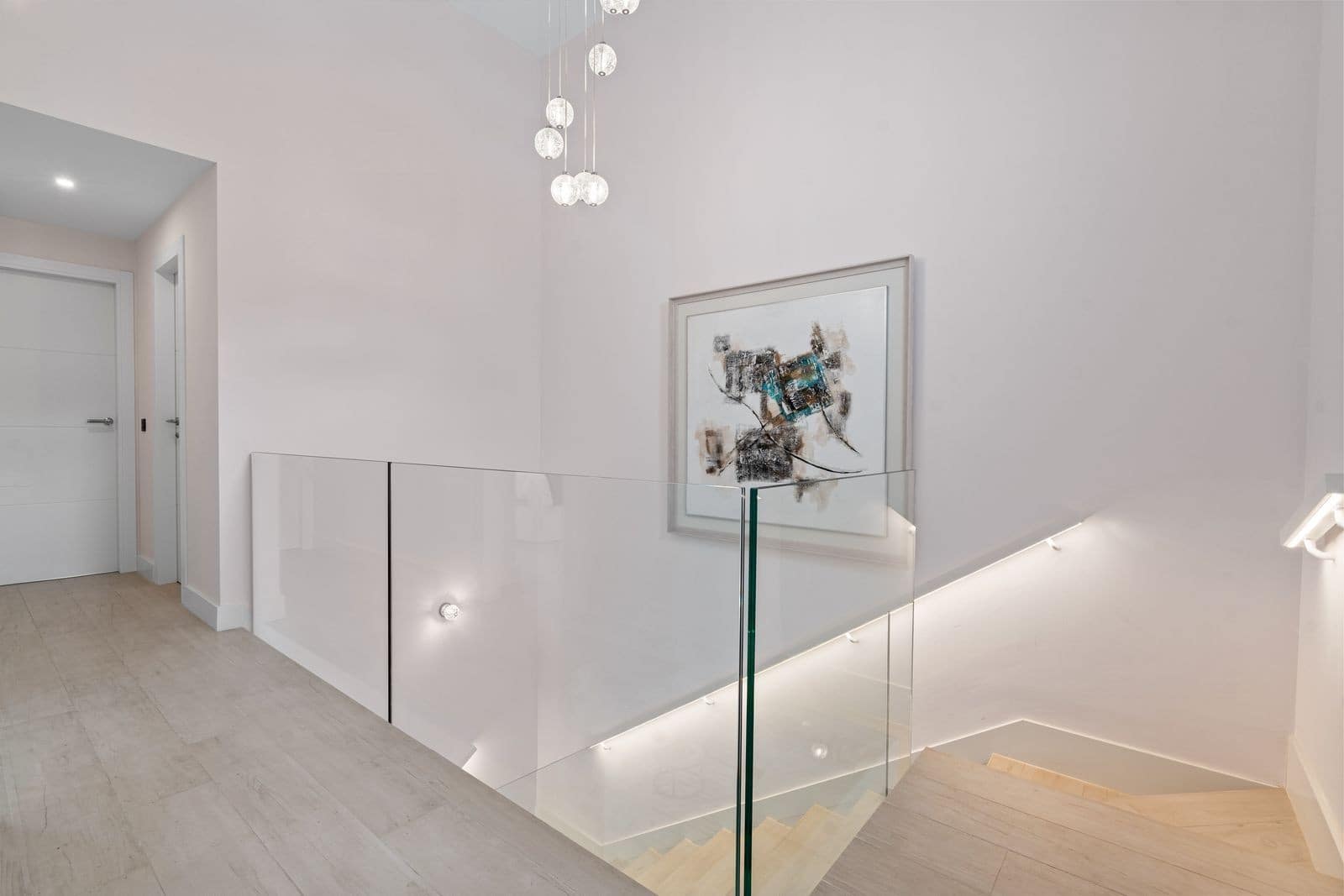 4 soveværelse Semi-Rækkehus til salg i La Cala de Mijas med swimmingpool garage - € 995.000 (Ref: 9865078)