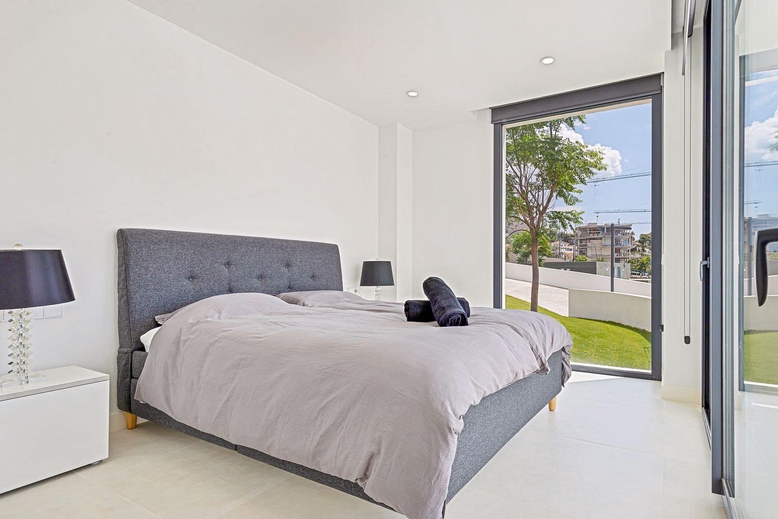 Apartamento de 3 habitaciones en Fuengirola en venta con piscina garaje - 729.995 € (Ref: 9865079)