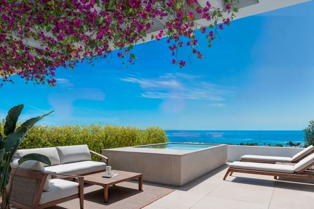 3 soverom Hus til salgs i El Chaparral, Mijas med svømmebasseng garasje - € 1 080 000 (Ref: 9866884)