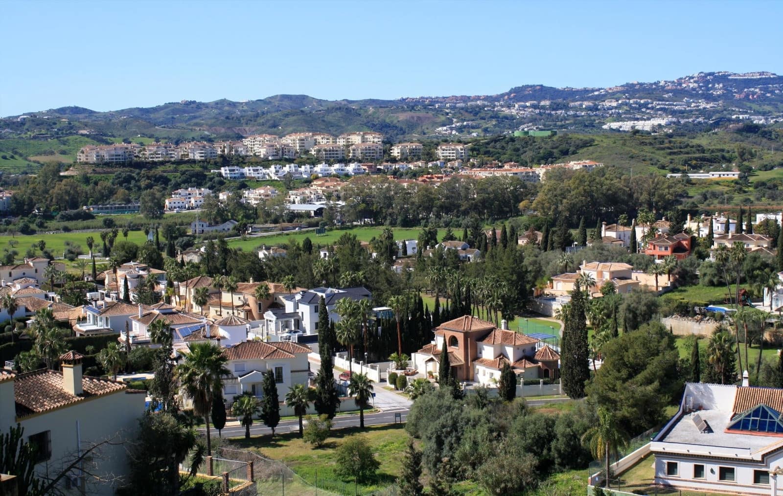 Chalet de 4 habitaciones en Mijas Costa en venta con piscina garaje - 1.900.000 € (Ref: 9868485)