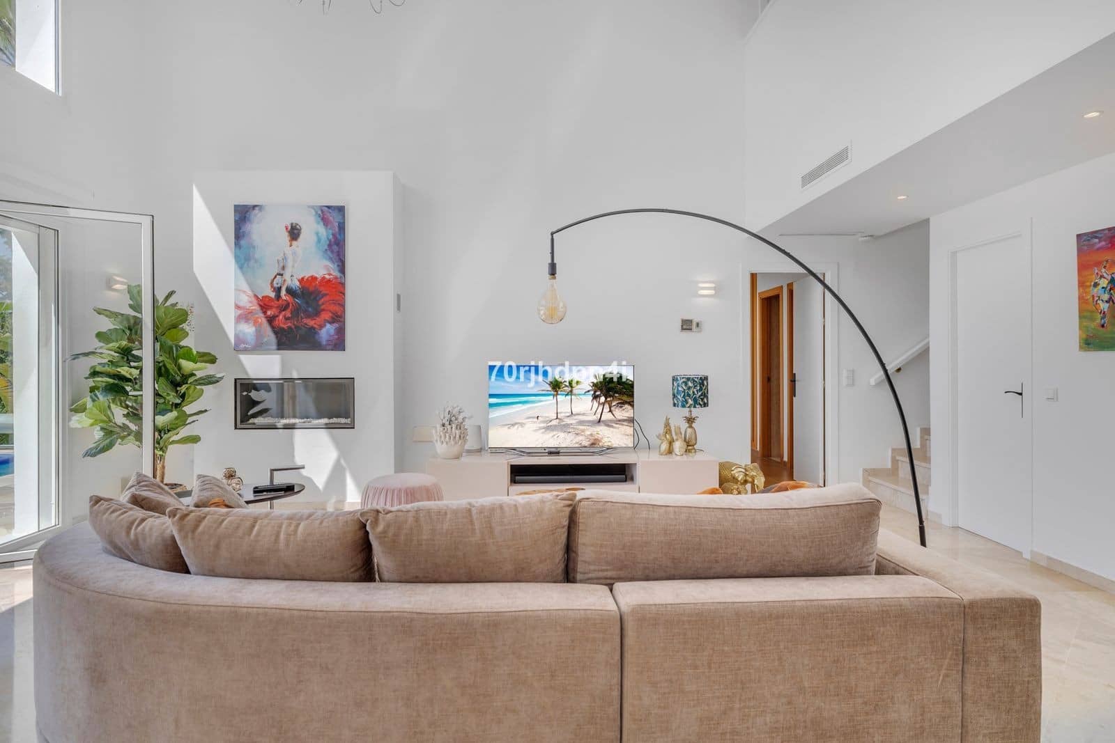 5 quarto Moradia para venda em Estepona com piscina garagem - 1 400 000 € (Ref: 9873173)