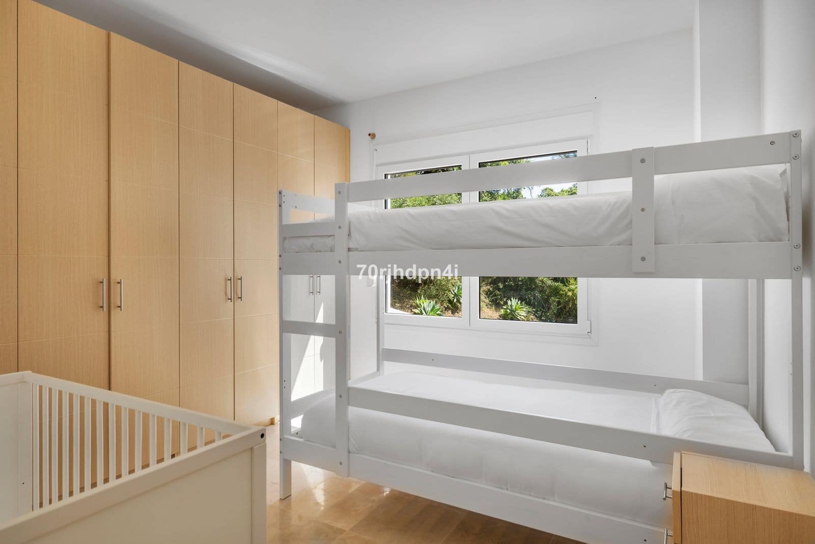 5 quarto Moradia para venda em Estepona com piscina garagem - 1 400 000 € (Ref: 9873173)
