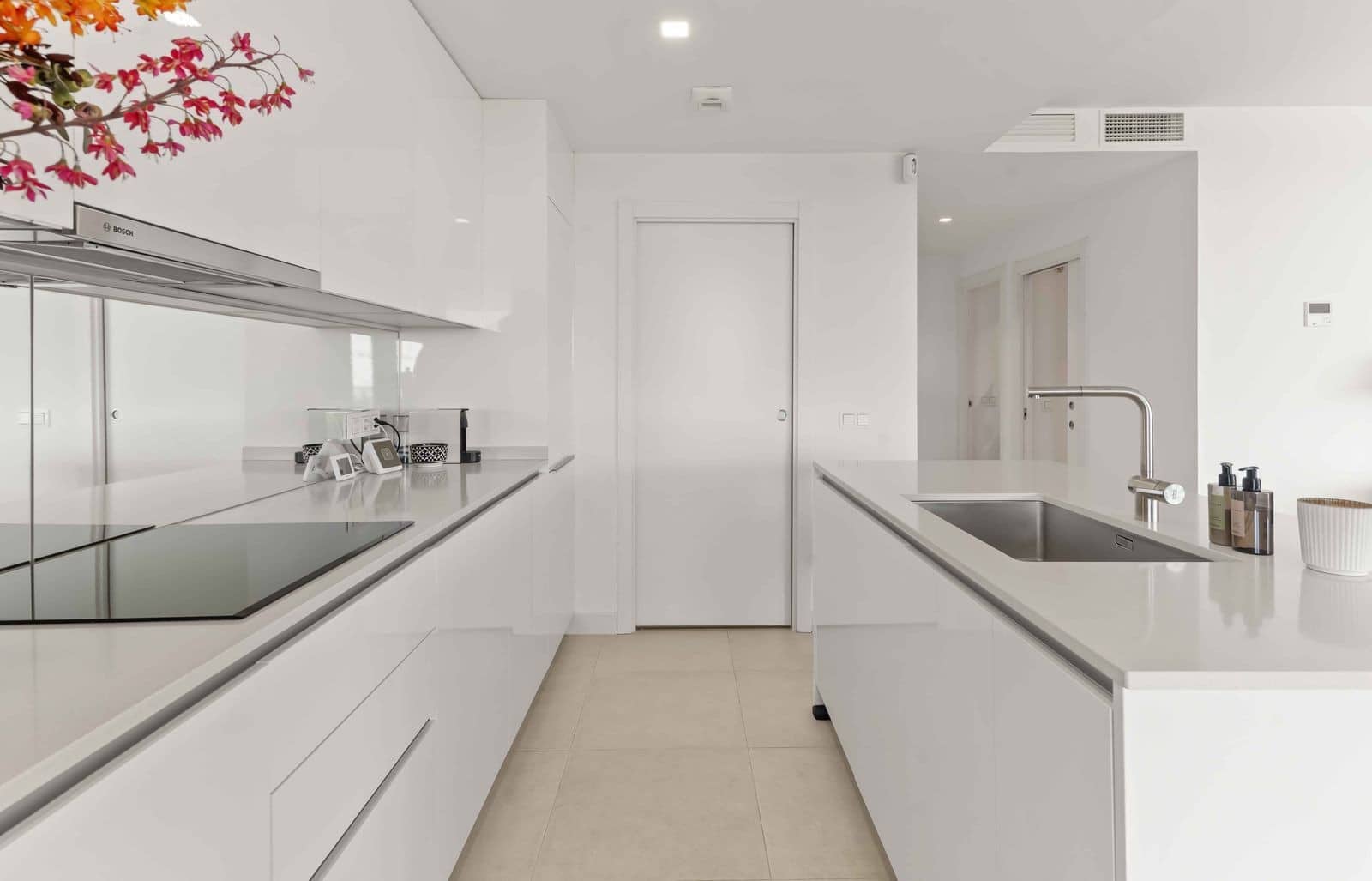 3 soveværelse Lejlighed til salg i Estepona med swimmingpool garage - € 795.000 (Ref: 9873174)