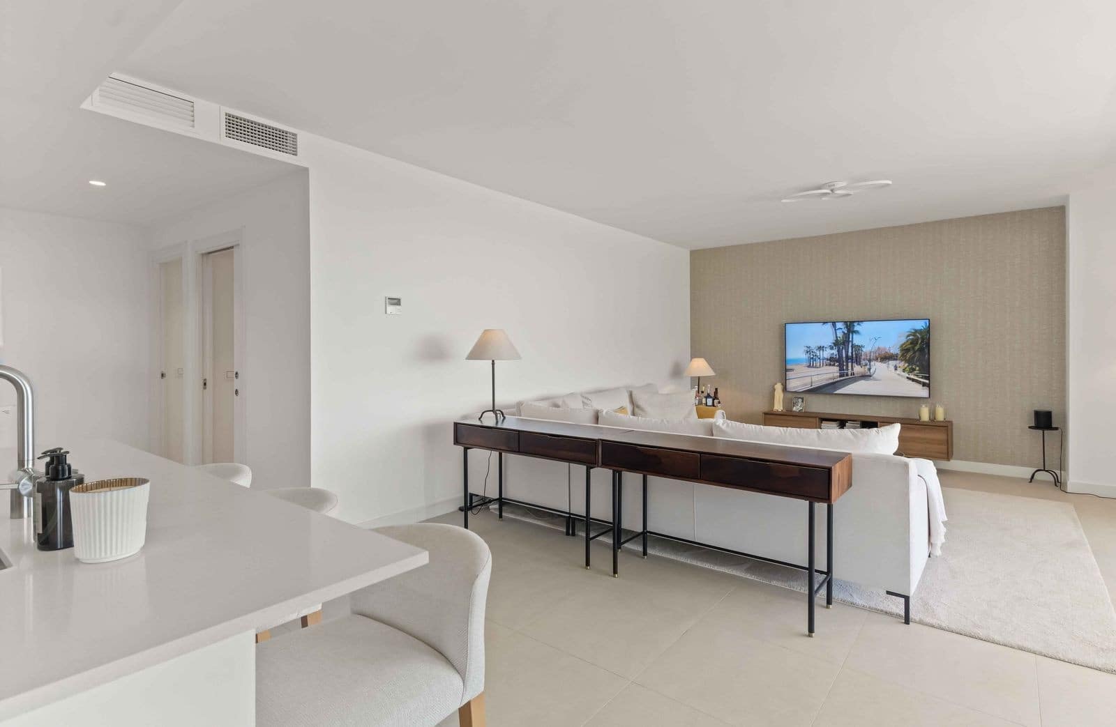 3 soveværelse Lejlighed til salg i Estepona med swimmingpool garage - € 795.000 (Ref: 9873174)
