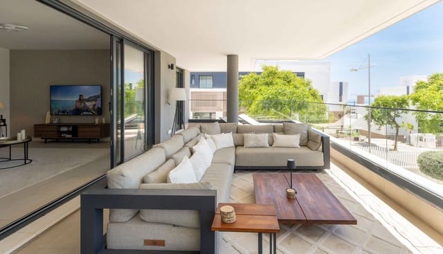 3 soveværelse Lejlighed til salg i Estepona med swimmingpool garage - € 795.000 (Ref: 9873174)