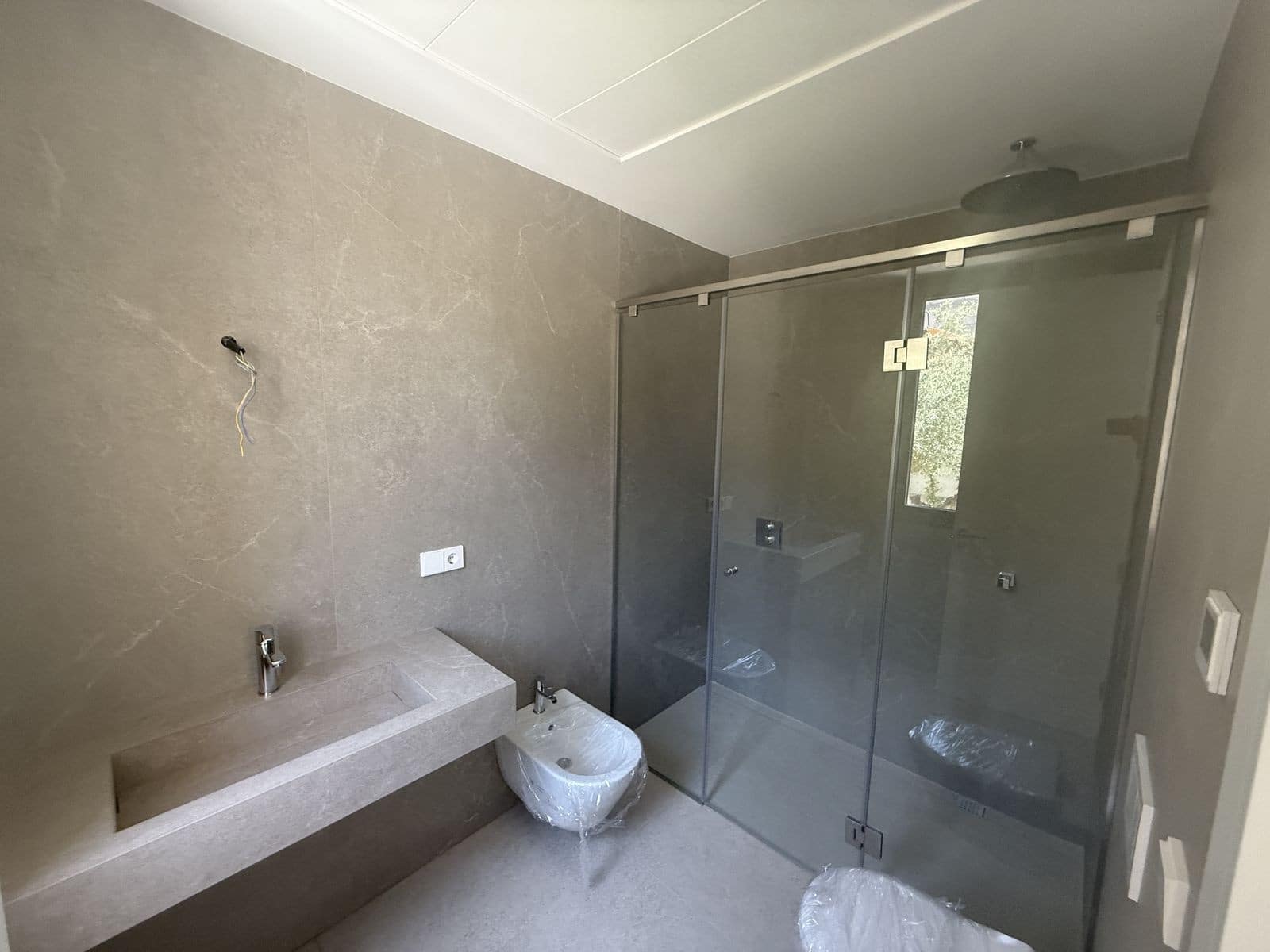 3 sovrum Villa till salu i Benahavis med pool garage - 1 895 000 € (Ref: 9873175)