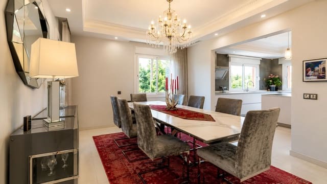5 slaapkamer Villa te koop in Benahavís met zwembad garage - € 2.690.000 (Ref: 9873176)