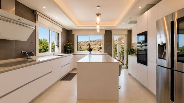 5 slaapkamer Villa te koop in Benahavís met zwembad garage - € 2.690.000 (Ref: 9873176)