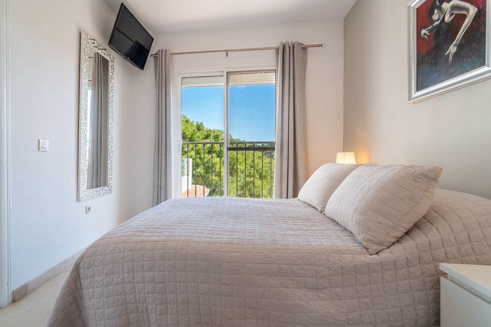 3 bedroom Villa for sale in Fuengirola with pool garage - € 1,097,000 (Ref: 9873177)