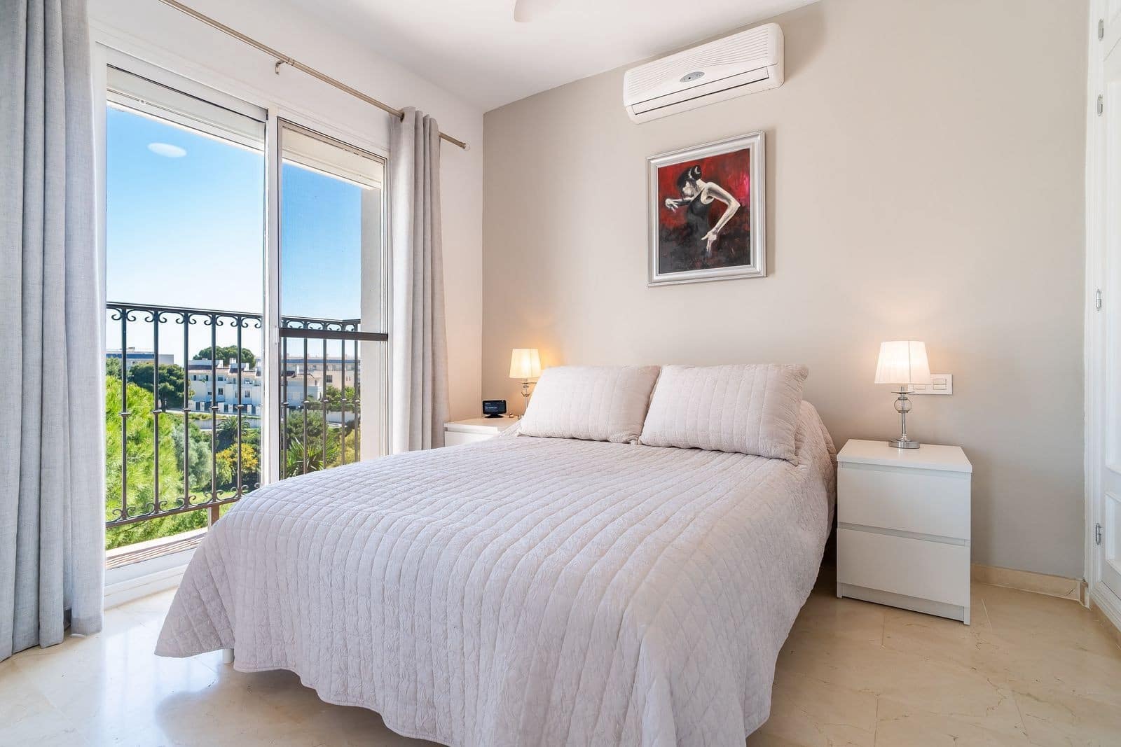 3 bedroom Villa for sale in Fuengirola with pool garage - € 1,097,000 (Ref: 9873177)