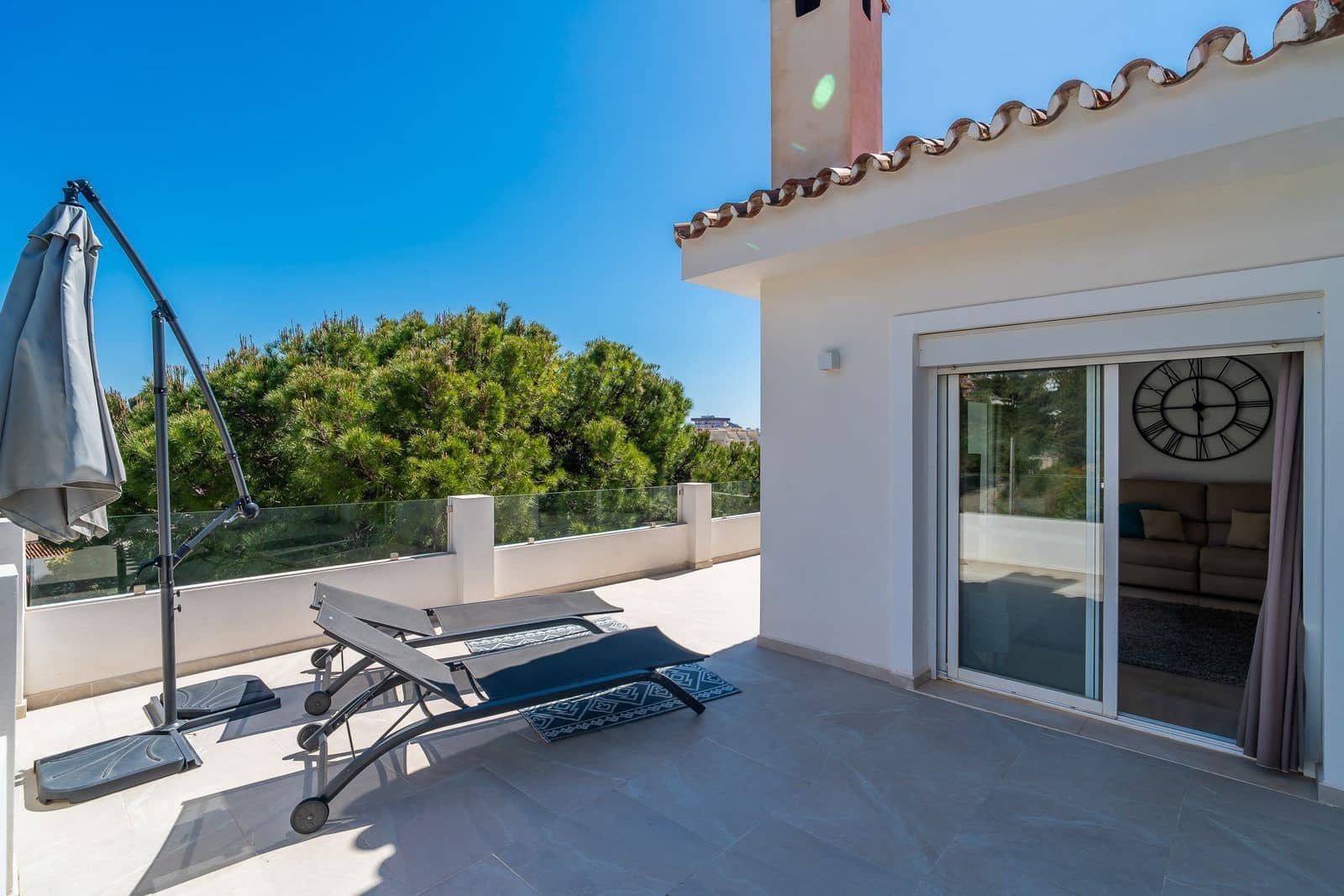 3 bedroom Villa for sale in Fuengirola with pool garage - € 1,097,000 (Ref: 9873177)