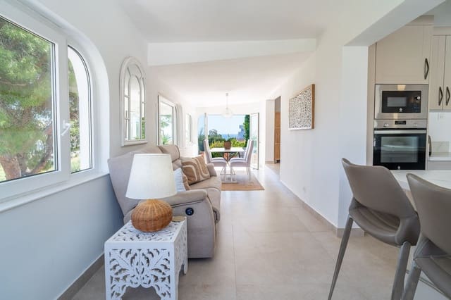 3 sovrum Villa till salu i Torreblanca, Fuengirola med pool garage - 1 097 000 € (Ref: 9873177)