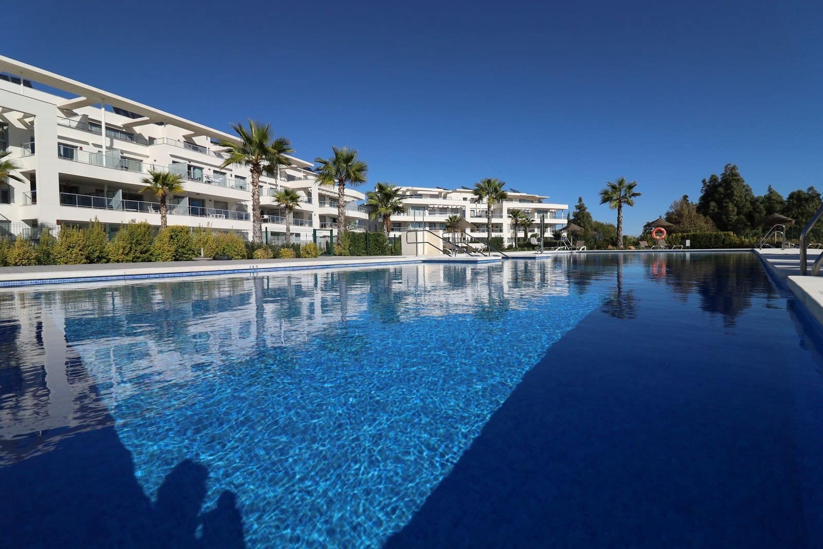 3 slaapkamer Appartement te koop in El Chaparral met zwembad garage - € 575.000 (Ref: 9873179)