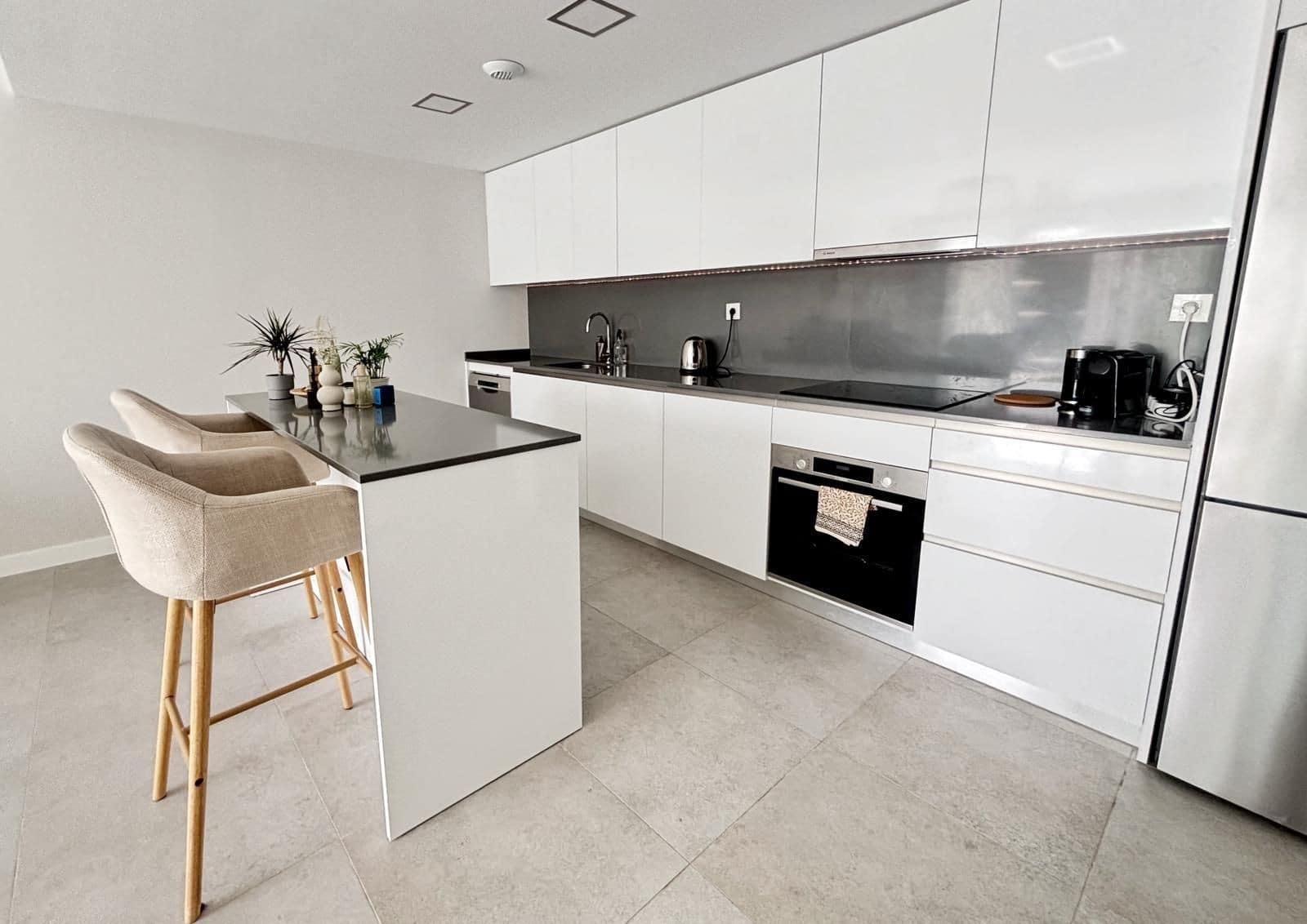 3 slaapkamer Appartement te koop in El Chaparral met zwembad garage - € 575.000 (Ref: 9873179)